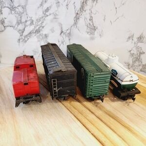 Athearn Trains Lot of 4 Different Styles‎ Hobby Trains - Lot 2
